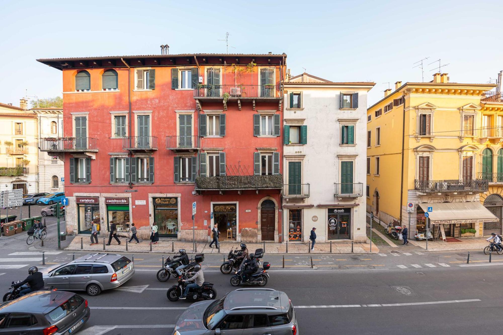 Sona'S Home - Verona, Verona